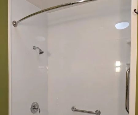 Bath Fitter