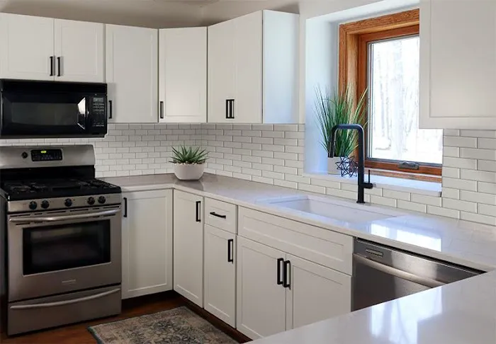 Modern Kitchens USA Picture 6