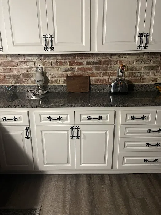 Modern Kitchens USA Picture 9