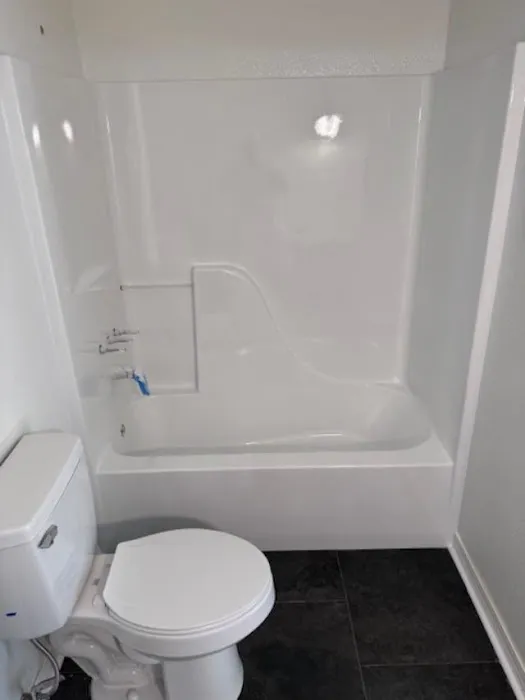 Bathtub Resurfacing by Surface Solutions Picture 5