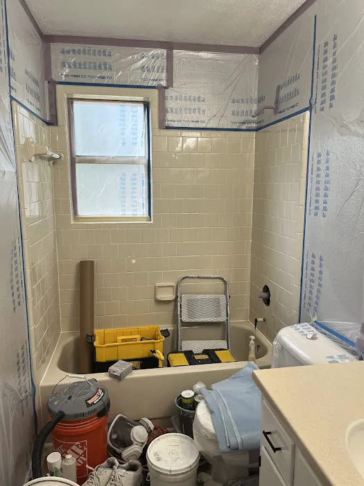 Glaze Pro, Llc Bathtub Repair & Tub/Tile Refinishing Picture 6