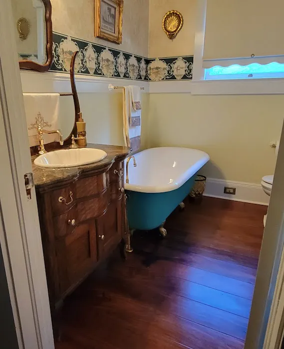 Revitalize Refinishing, LLC Picture 9