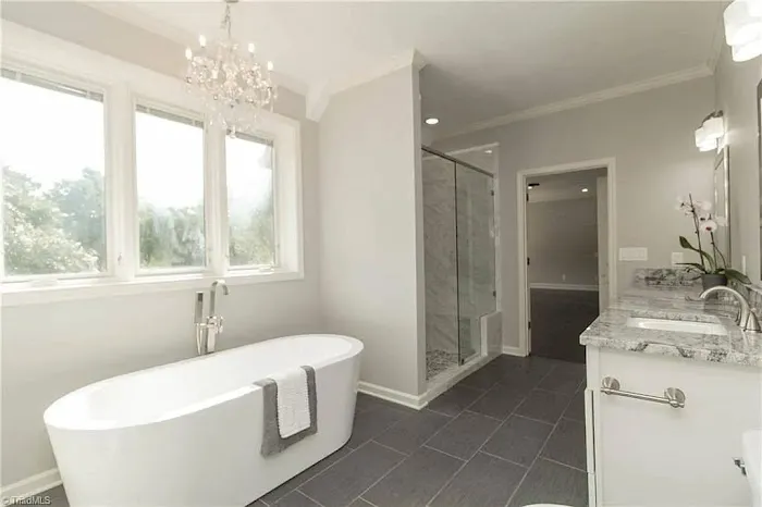 American Construction and Remodeling LLC Picture 2