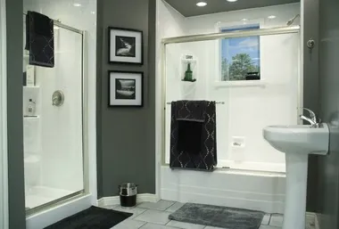 NW Tub & Shower Picture 2