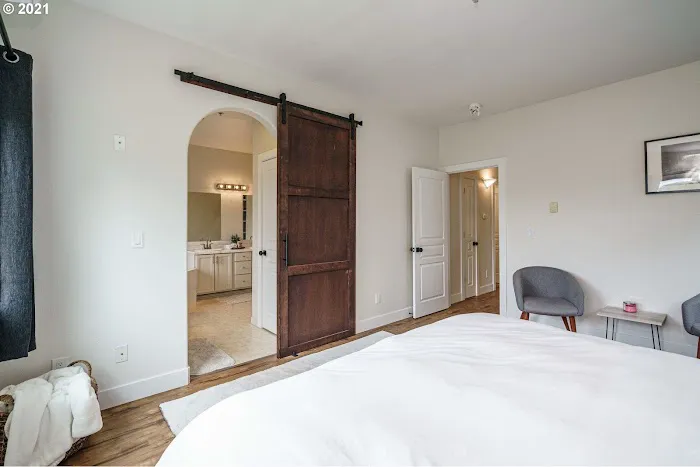 Landin Builds | Remodeling Oregon City Picture 1