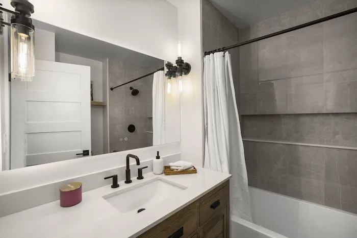 Landin Builds | Remodeling Oregon City Picture 9