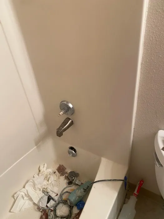 WEST COAST TUB REPAIR INC Picture 10