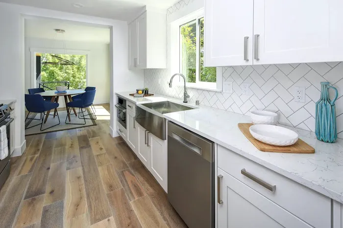 TM General Contractors & Remodeling Picture 1