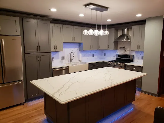 RoMax Bathroom Remodeling Contractors Picture 3