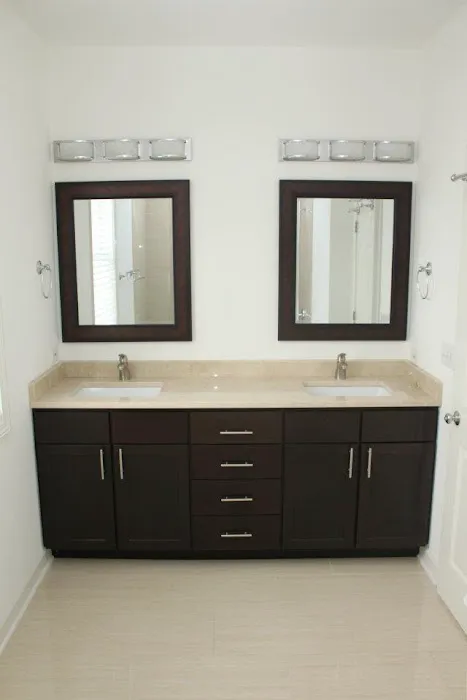 VILLA Bathroom Remodeling Picture 8