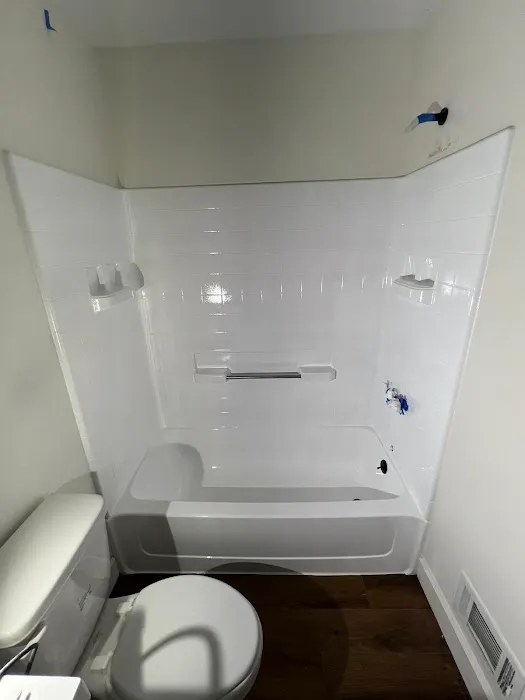 GS Reno Innovation LLC & Duck Shower. Picture 6
