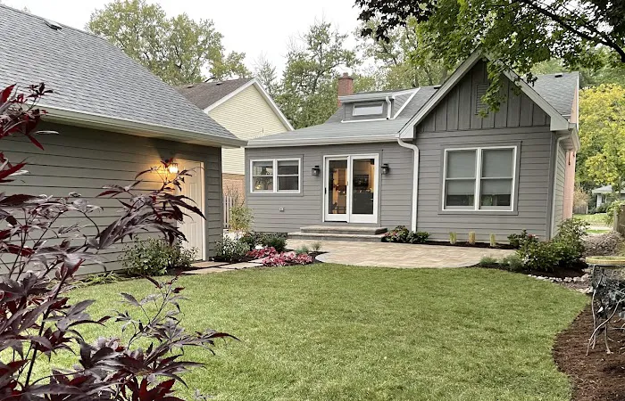 Biron Home & Design Picture 3