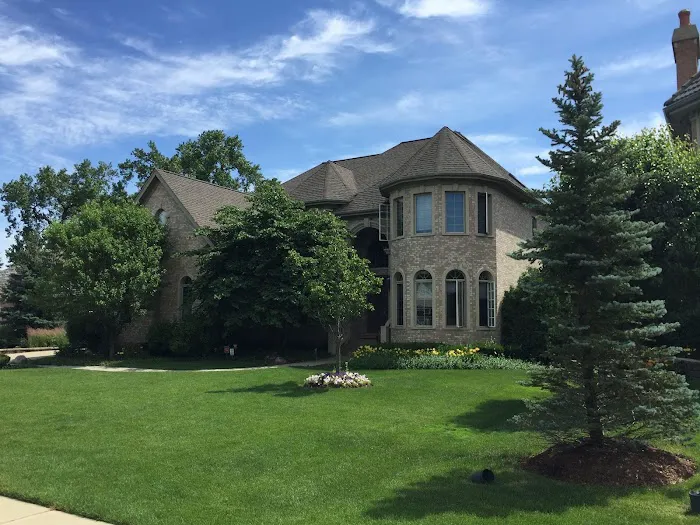 Biron Home & Design Picture 4