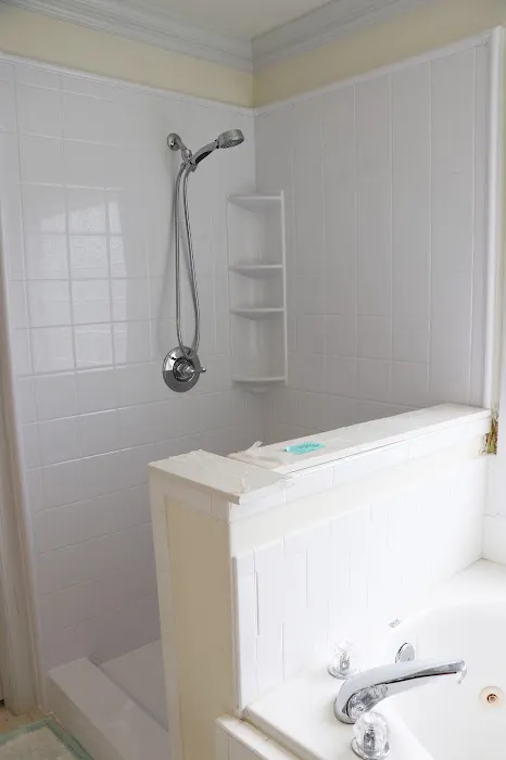 Bath Fitter Picture 4