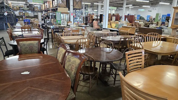 Habitat for Humanity ReStore Elgin Picture 5