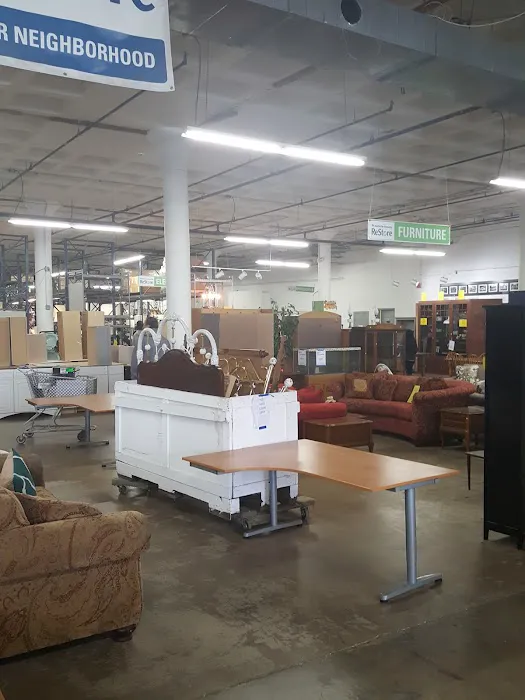 Habitat for Humanity ReStore Elgin Picture 8