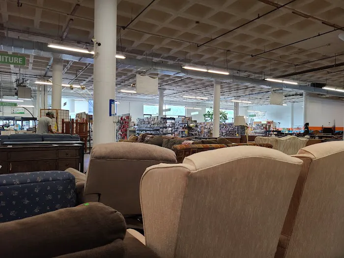 Habitat for Humanity ReStore Elgin Picture 1