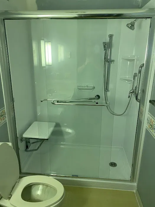 Bath Fitter Picture 10