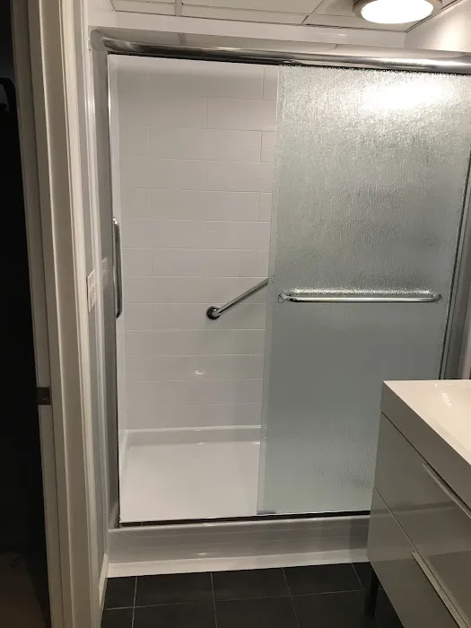Bath Fitter Picture 1