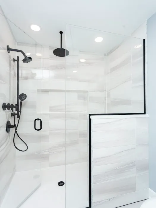 Luxora Bathroom Remodeling & Tile Picture 6