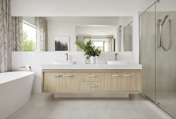 Luxora Bathroom Remodeling & Tile Picture 8