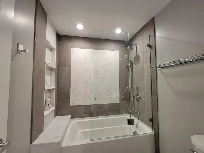 ReForma Bathroom Remodeling & Tile Picture 4