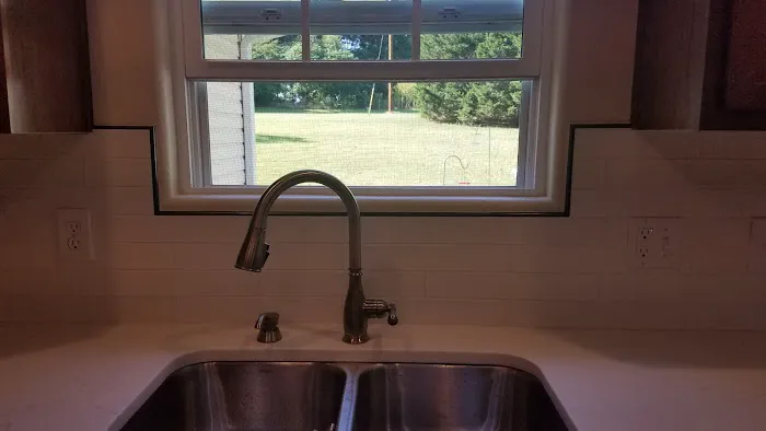 Nicholas Tile & Bath Picture 2