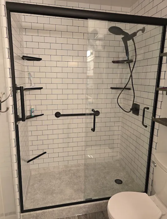 Lori K Bath Picture 4