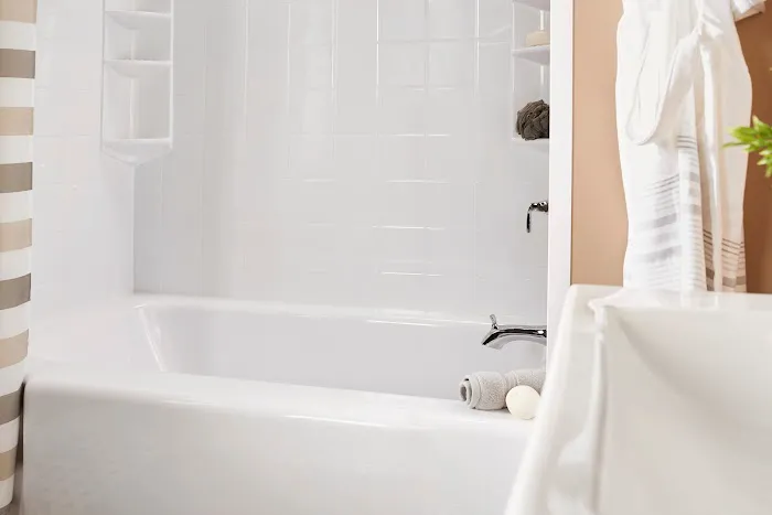 Bath Fitter Picture 1