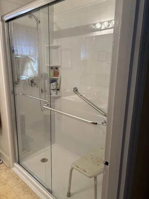 Bath Fitter Picture 7