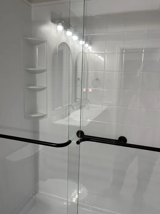 Bath Fitter Picture 6