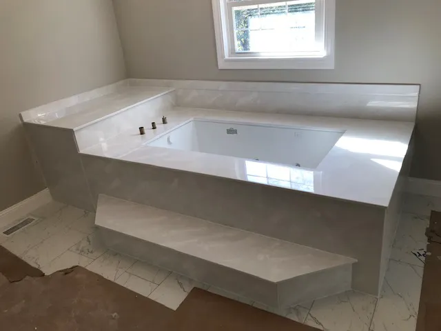 Parthenon Shower and Bath Picture 3