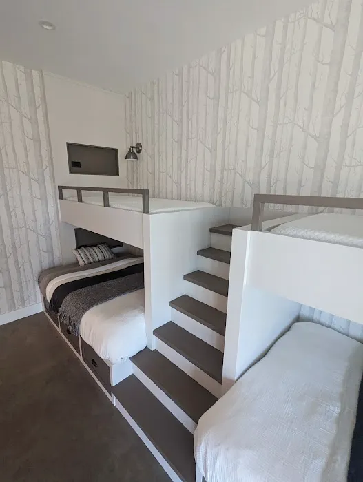 JR's Custom Cabinets Picture 2