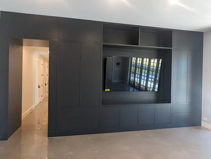 JR's Custom Cabinets Picture 6