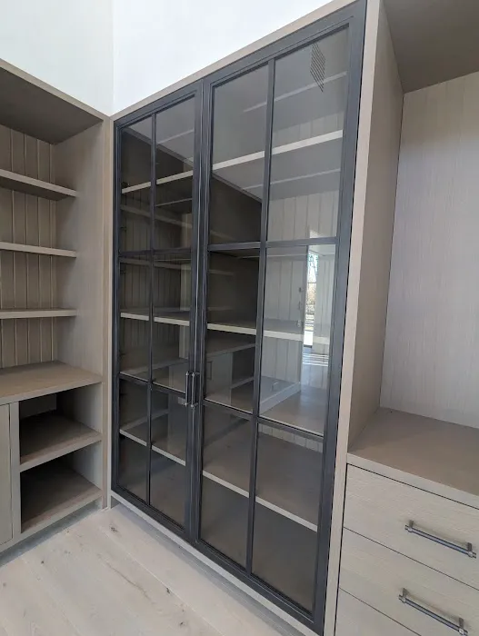 JR's Custom Cabinets Picture 4