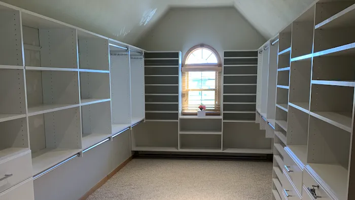 Custom Closets & Handyman Service Picture 2