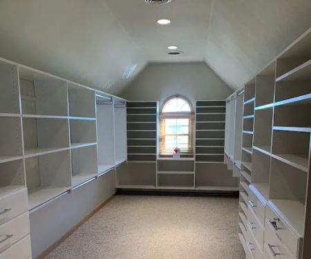 Custom Closets & Handyman Service