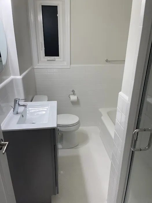 Nice Tub & Tile Refinishing Picture 1