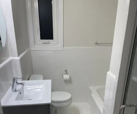 Nice Tub & Tile Refinishing