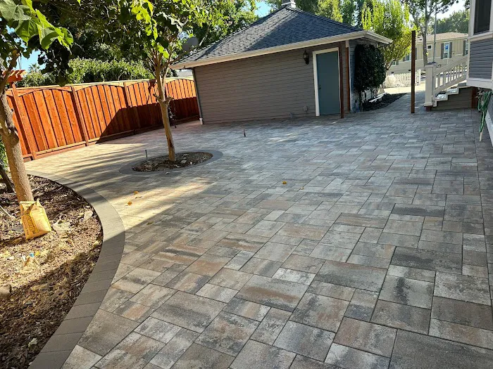 AM General Contractor Picture 7