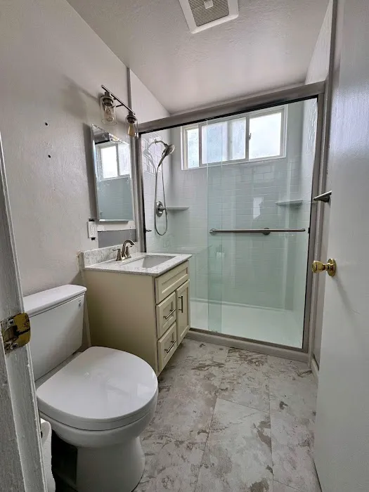 Schicker Luxury Bath Picture 5