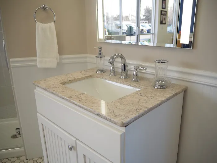 Schicker Luxury Bath Picture 3