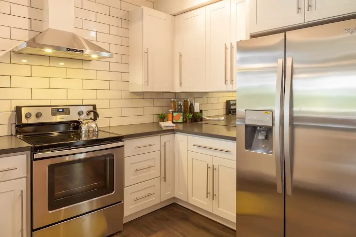 Avignon's Bathroom & Kitchen Remodeling Picture 1
