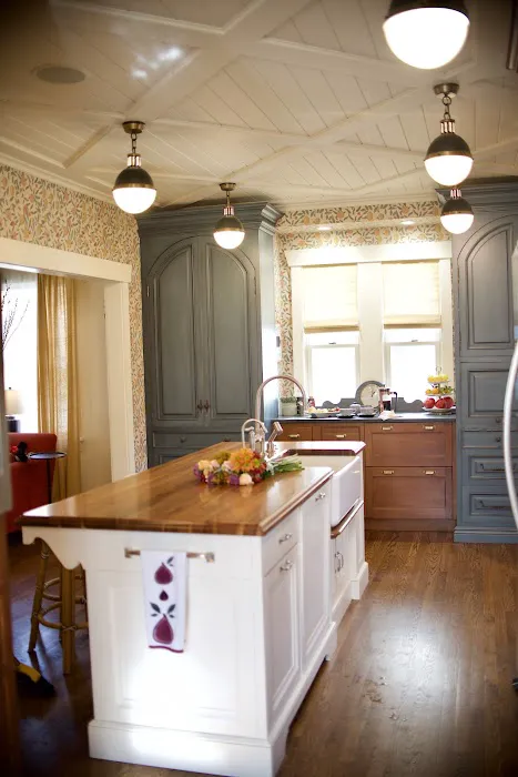 Rae Design Group CABINETRY & INTERIORS Picture 7
