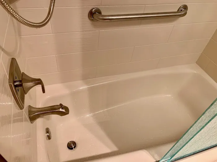 Bath Fitter Northwest Jersey Picture 6