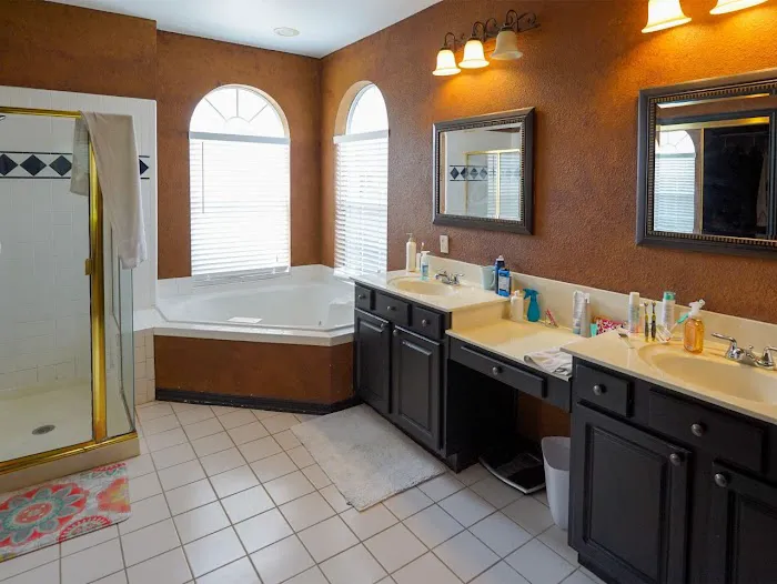 Midwest Bath and Shower Picture 9