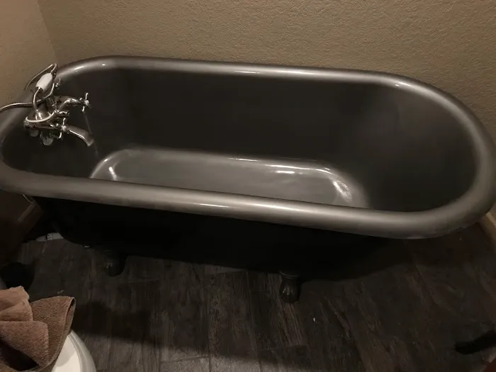 The Tub Guys Picture 1