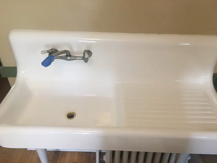 The Tub Guys Picture 3