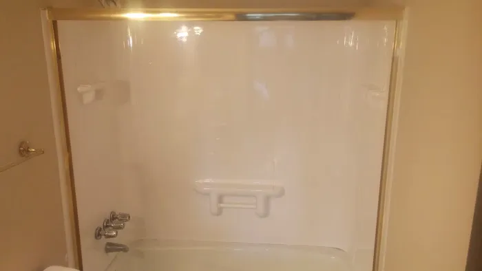 The Tub Guys Picture 2