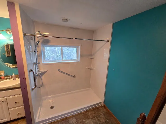 Shower & Bath Remodeling Pros Picture 3